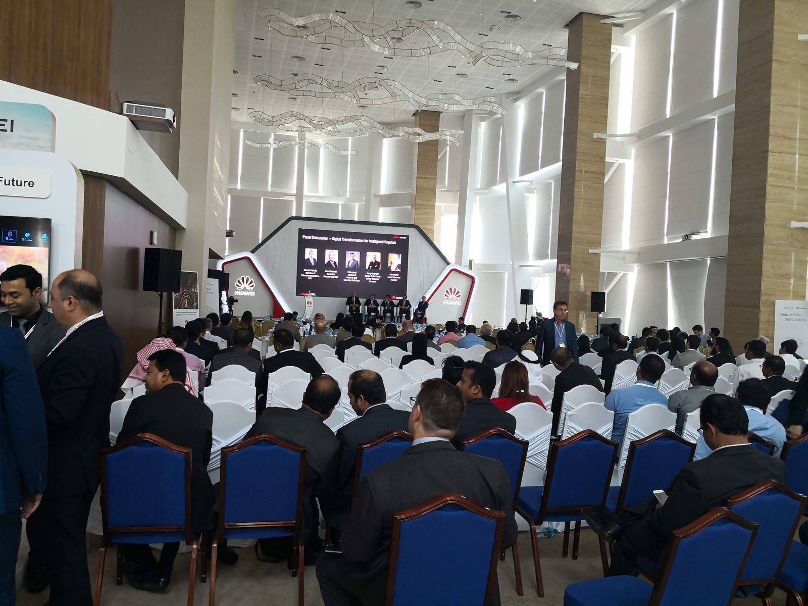 Huawei Bahrain Day 2018 — on the regional stage, building authority across borders